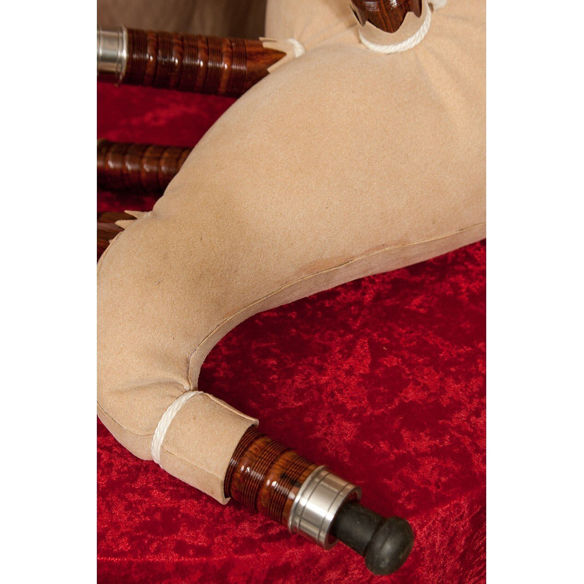 Goose neck of the Roosebeck Rexine bagpipe bag