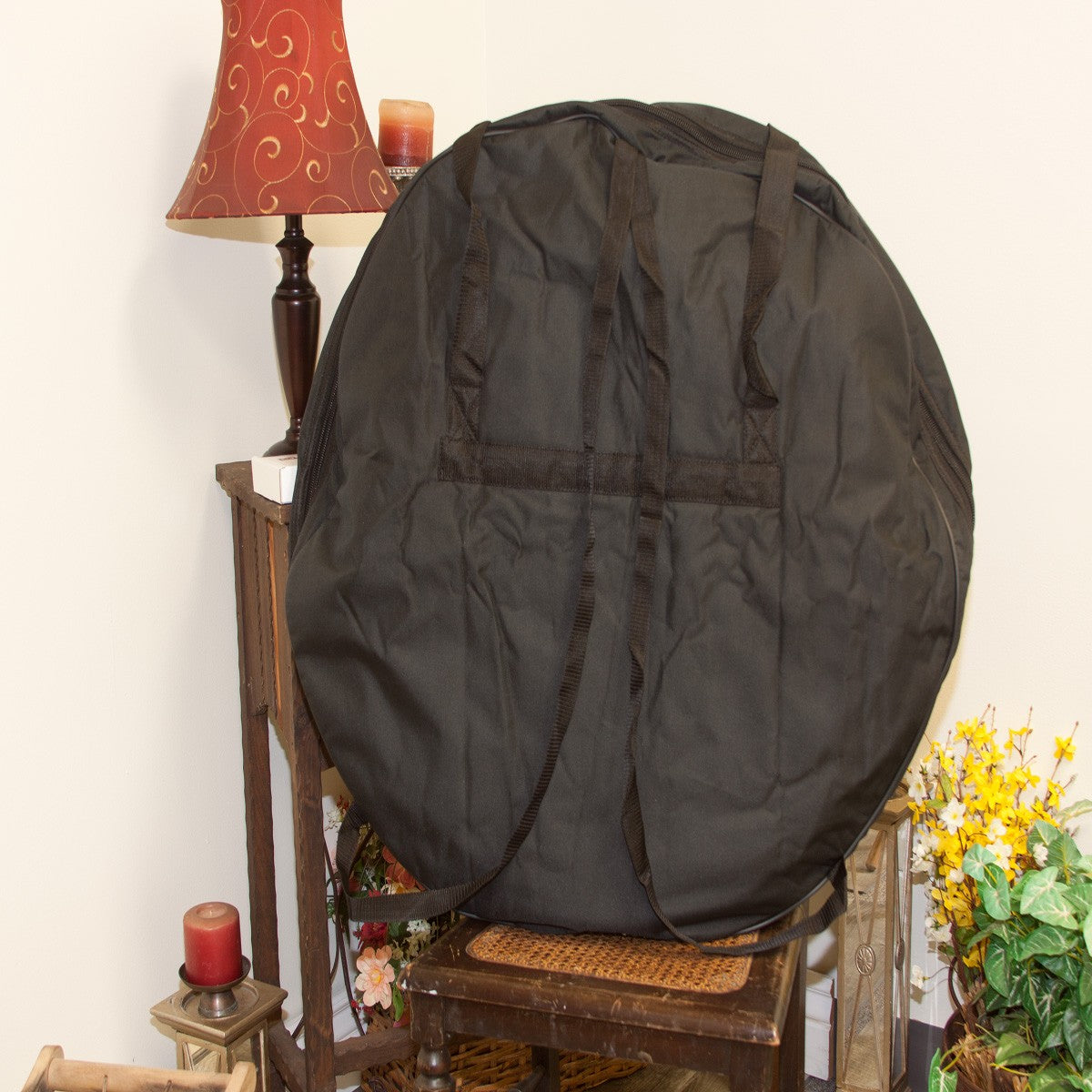 Back of the Roosebeck 30 inch frame drum gig bag showing the straps
