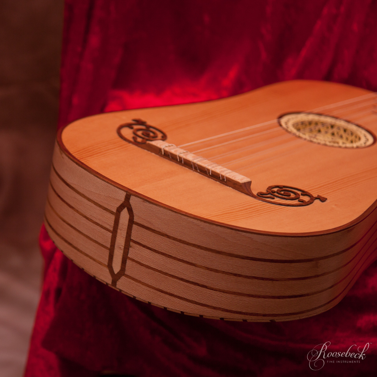 Roosebeck Baroque Guitar 5-Course, Lacewood & Rosewood End
