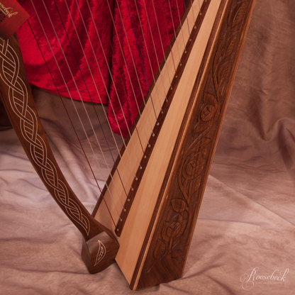 Roosebeck Heather Celtic Harp Thistle 