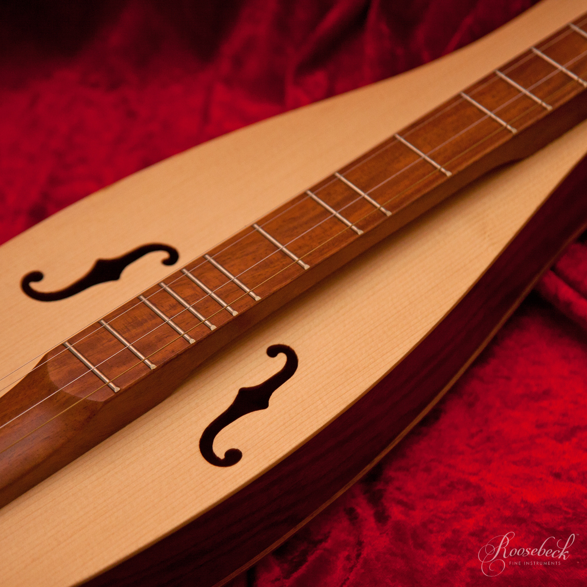 Roosebeck Mountain Dulcimer Cutaway DMCRT4 sound holes