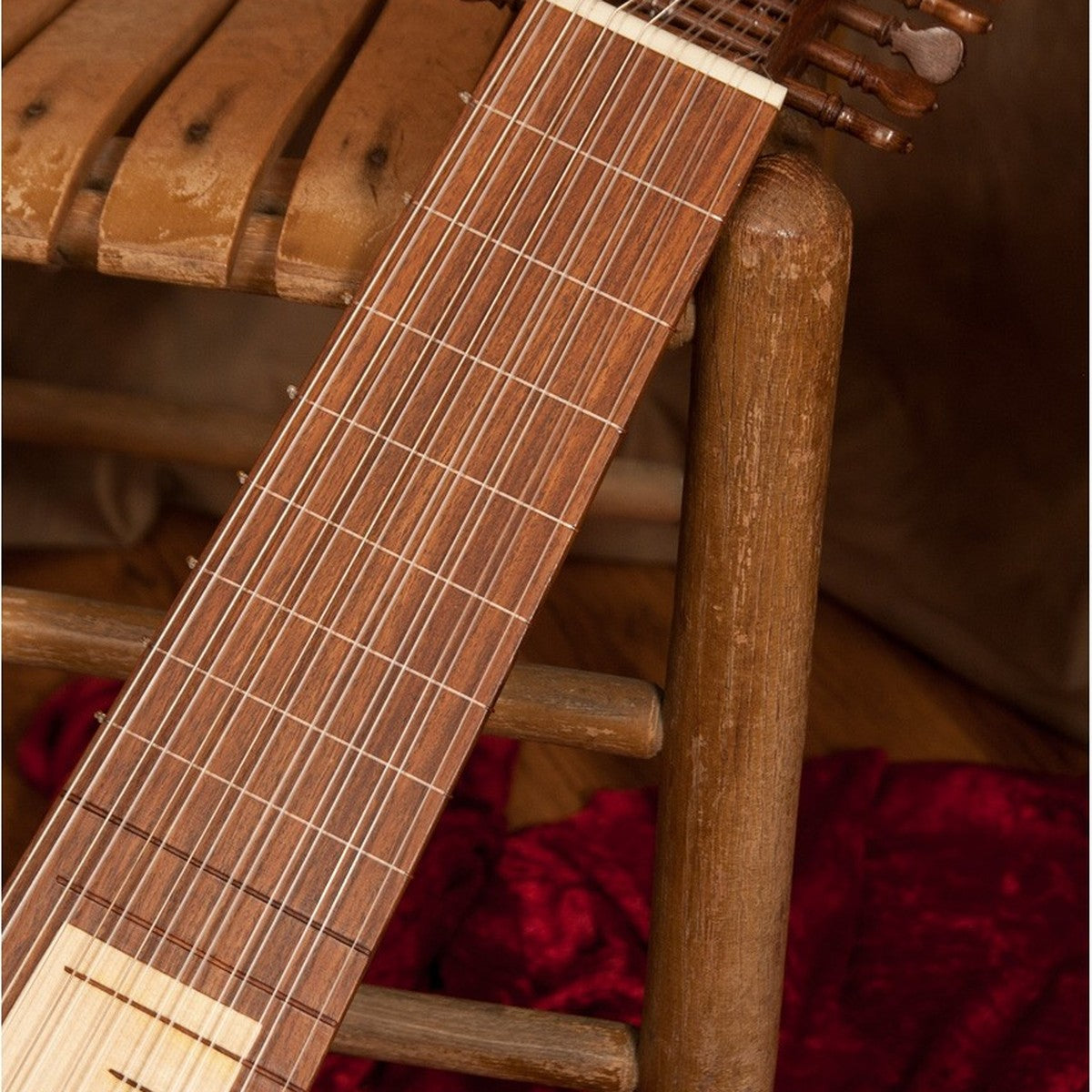Roosebeck 8-Course Travel Lute, rosewood fingerboard and frets